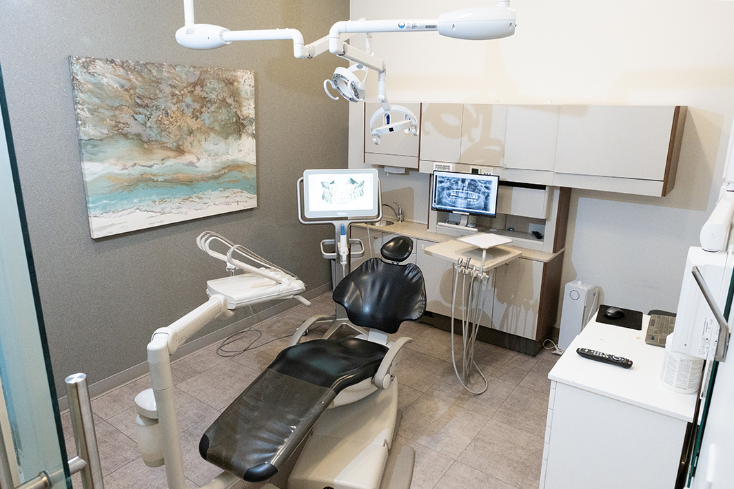North-Van-Dentistry-Implant_centreview (2)
